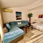 Menada Apartment *