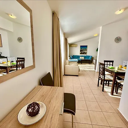 Menada Lägenhet Aheloy