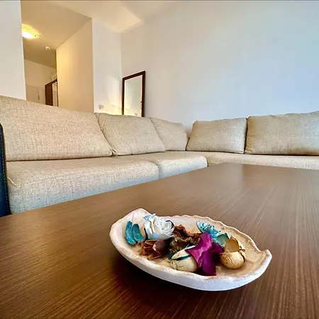 Menada Appartement *