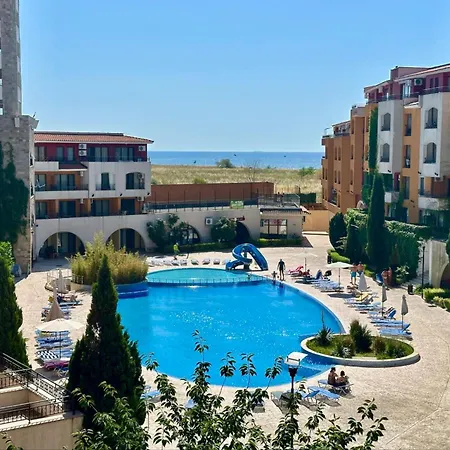 Apartament Menada *